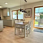 Apartamento Reuscher, Trier-newel *
