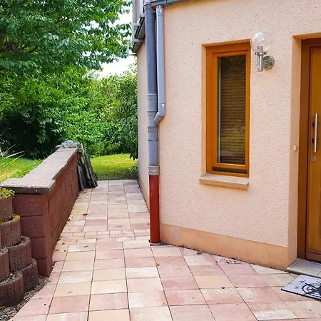 Reuscher, Trier-newel Apartman Newel