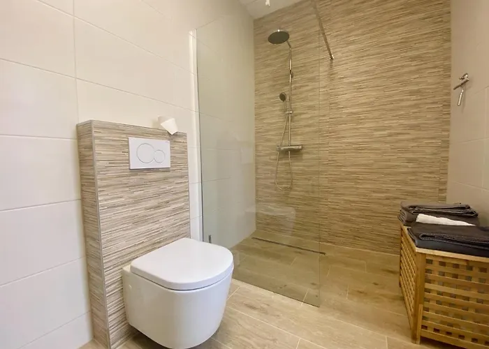 公寓 Reuscher, Trier-newel *